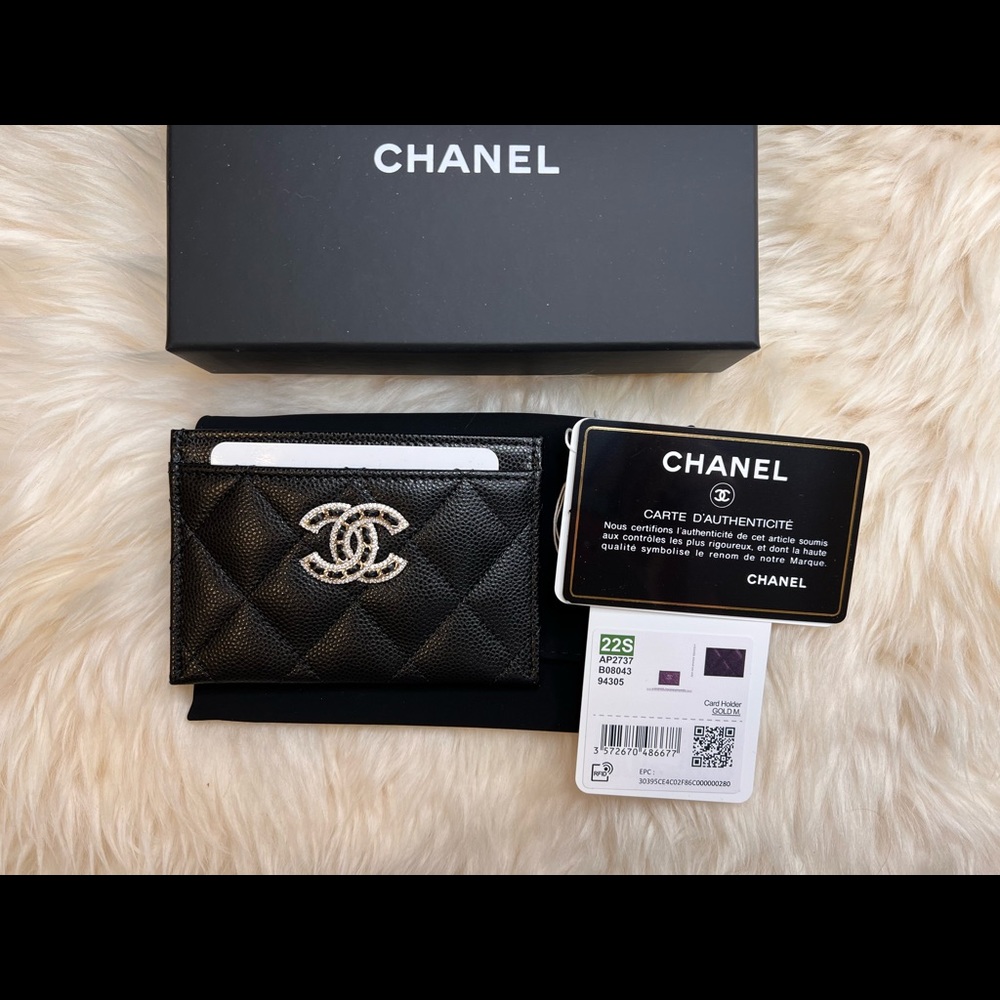 *SOLD* Chanel 22S Black Caviar Flat Card Holder With Large Crystal CC Light Gold